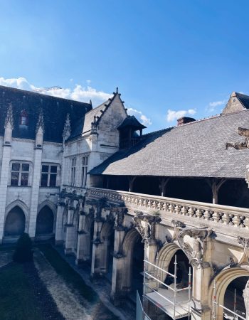 Cours de yoga inédits - Cloitre de la Psalette - Tours